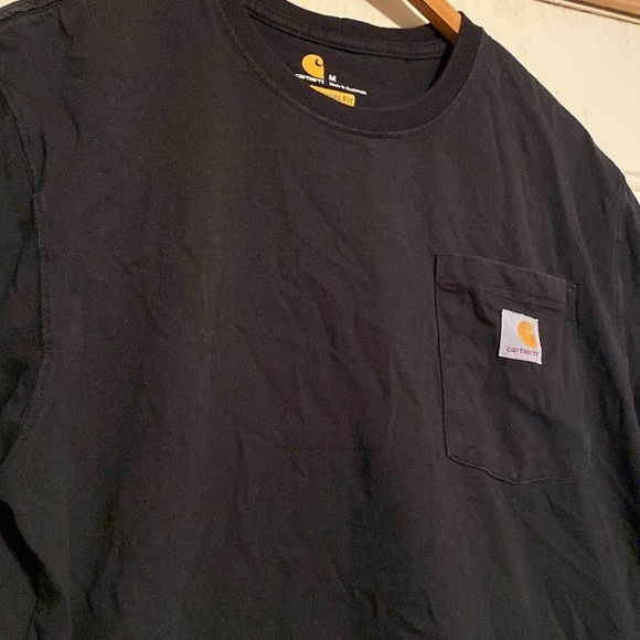Carhartt Black T -Shirt with pocket - Picture 2 of 5